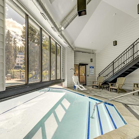 Ski-Inandski-Out Retreat With Iron Horse Pool Access! ウィンターパーク エクステリア 写真